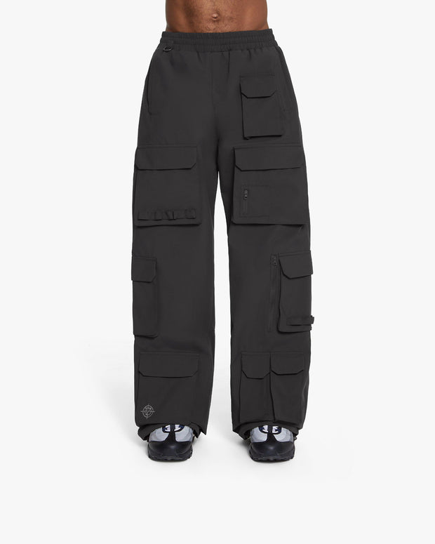 ONYX CARGO BLACK