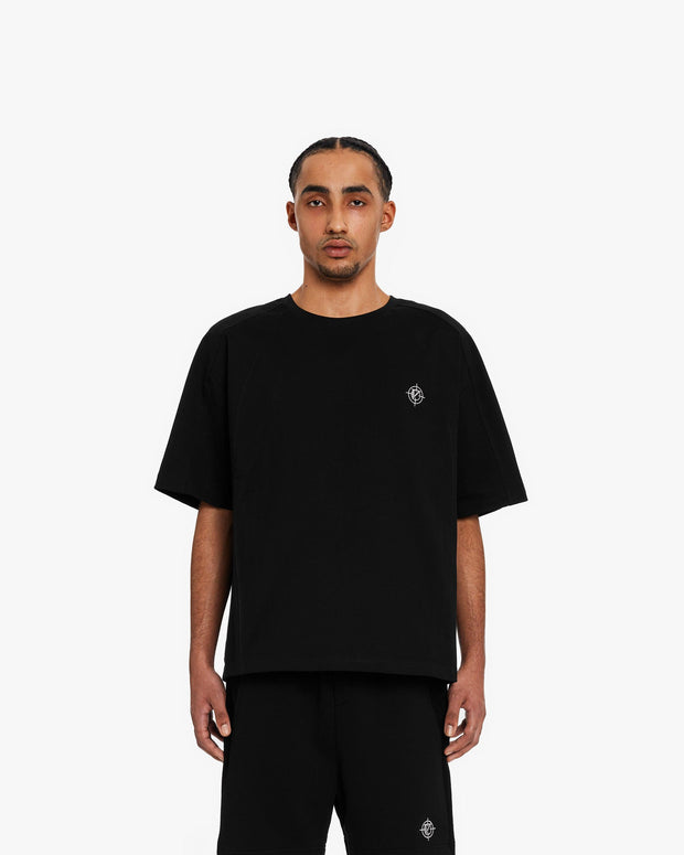 T-SHIRT BLACK